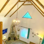 Vilux With Indoor Private Parking