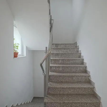 Vilux With Indoor Private Parking *