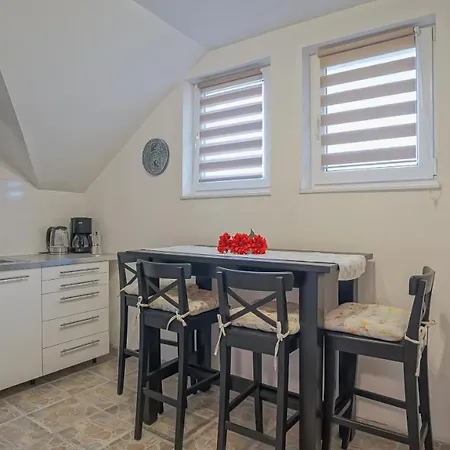 Apartmán Vilux With Indoor Private Parking *