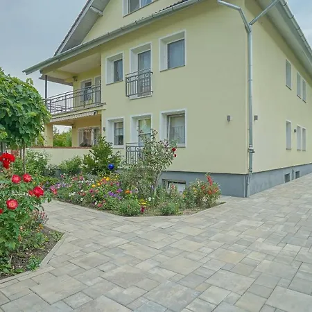Vilux With Indoor Private Parking *