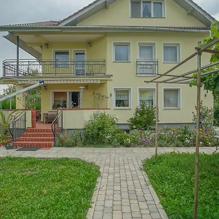 Apartmán Vilux With Indoor Private Parking Brašov