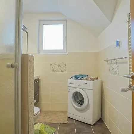 Apartment Vilux With Indoor Private Parking