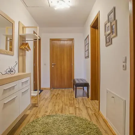 Apartment Vilux With Indoor Private Parking *
