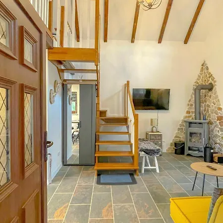 Apartment Vilux With Indoor Private Parking