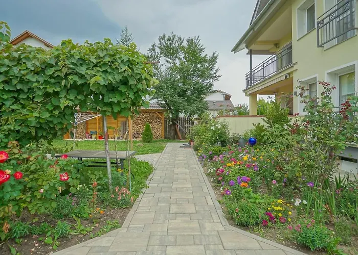 Vilux With Indoor Private Parking *