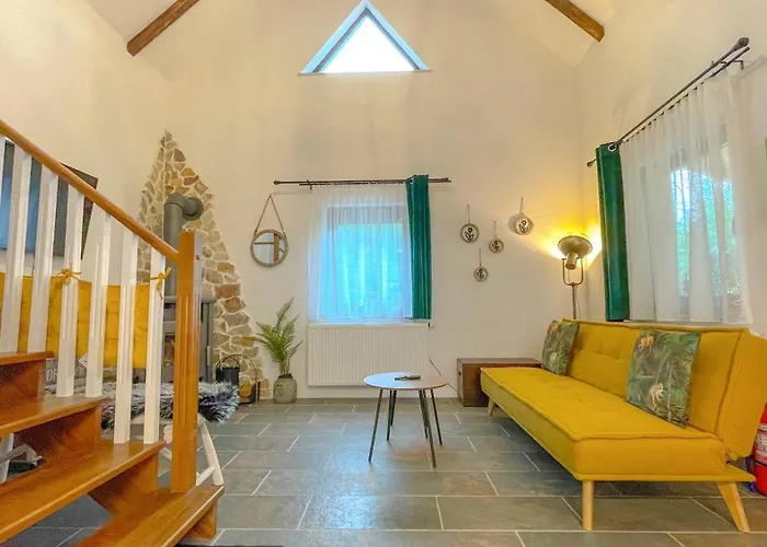 Vilux With Indoor Private Parking Apartament *